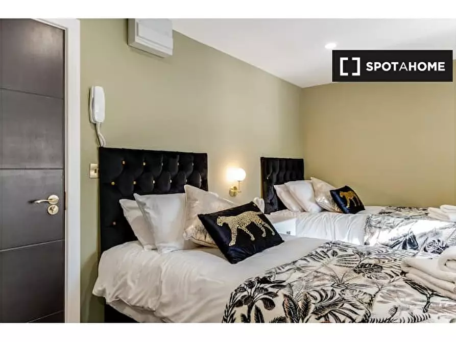 Immagine 2 di Ufficio in affitto  in Flat 25 High Rd a Tottenham