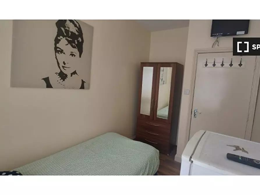 Immagine 4 di Camera condivisa in affitto  in Chatsworth Rd a Brent