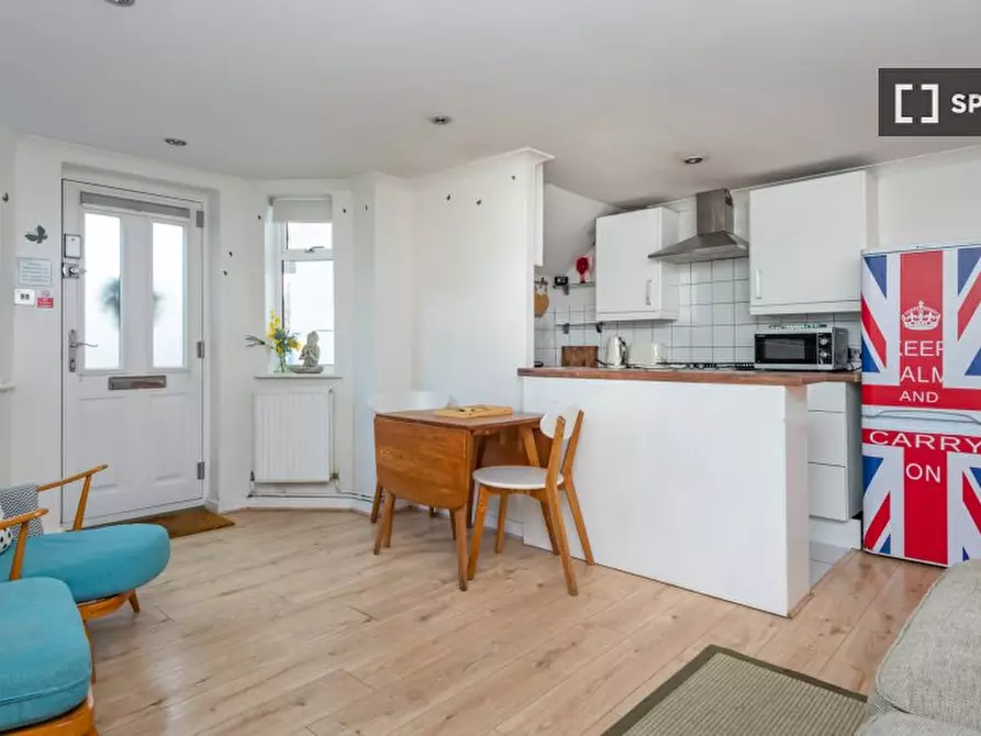 Immagine 4 di Appartamento in affitto  in Graham Road a Merton