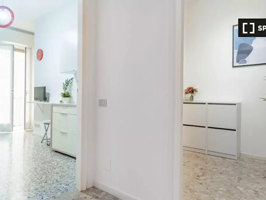 Immagine 12 di Camera condivisa in affitto  in Viale Teodorico a Milano