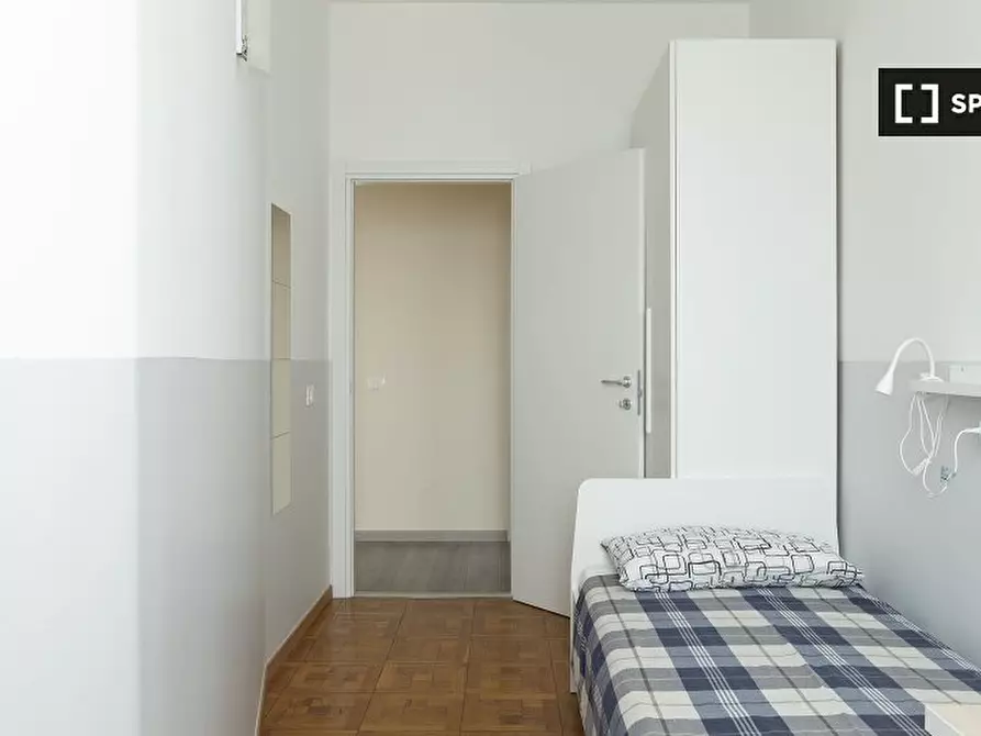 Immagine 1 di Camera condivisa in affitto  in Via Bartolomeo Eustachi a Milano