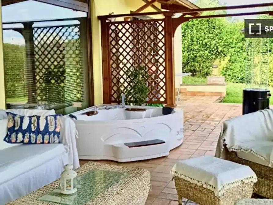 Immagine 2 di Appartamento in affitto  in Via Codette a Roma