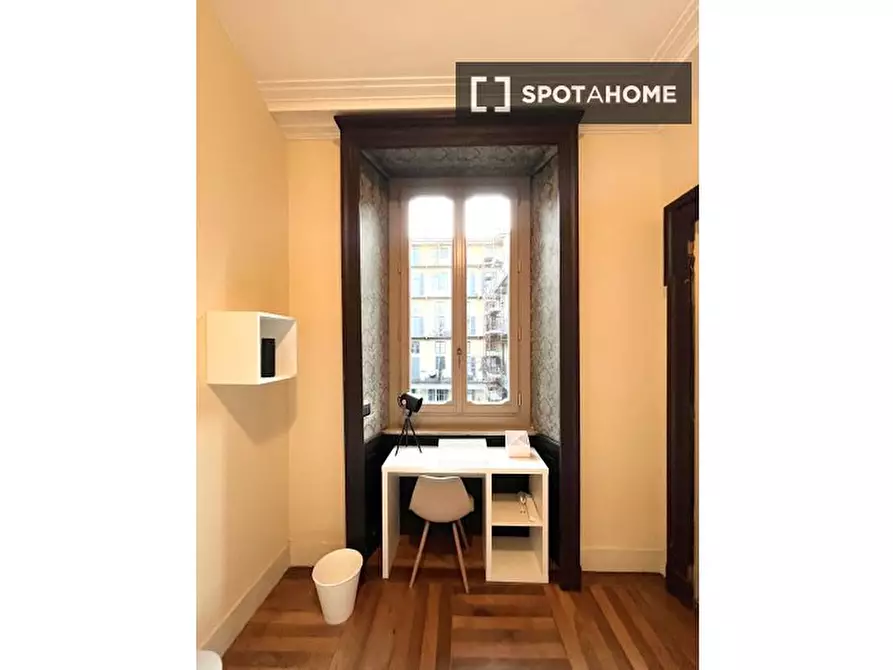 Immagine 4 di Camera condivisa in affitto  in Via Giovanni Camerana a Torino