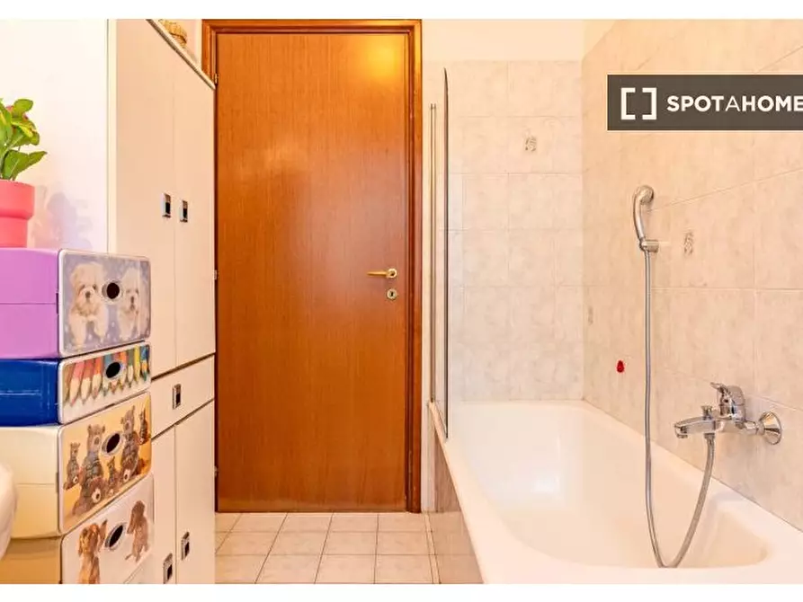 Immagine 17 di Camera condivisa in affitto  in Via Sesto S. Giovanni a Milano