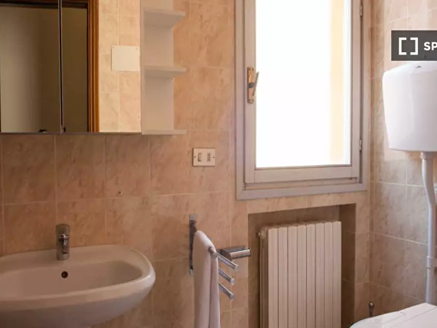 Immagine 10 di Camera condivisa in affitto  in Via Marsala a Bologna