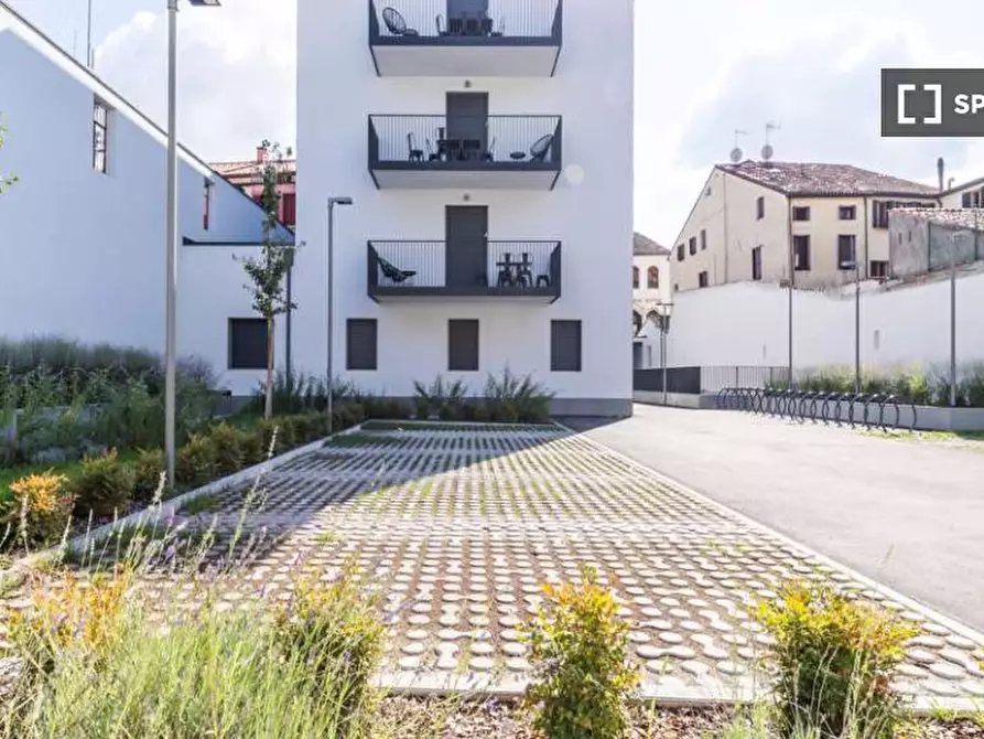 Immagine 14 di Camera condivisa in affitto  in Via Ospedale Civile a Padova