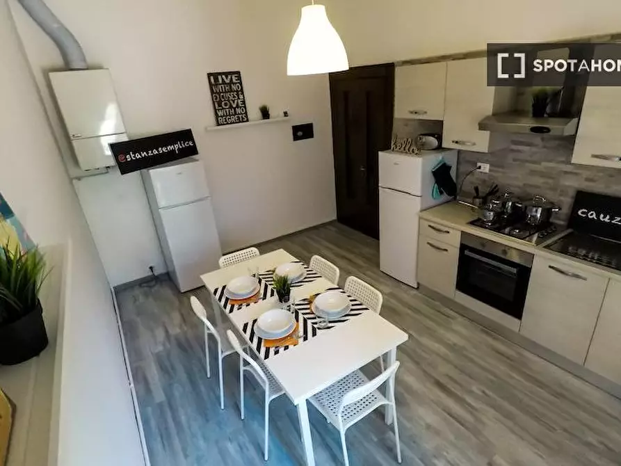 Immagine 3 di Camera condivisa in affitto  in Lattanzio Gambara a Brescia