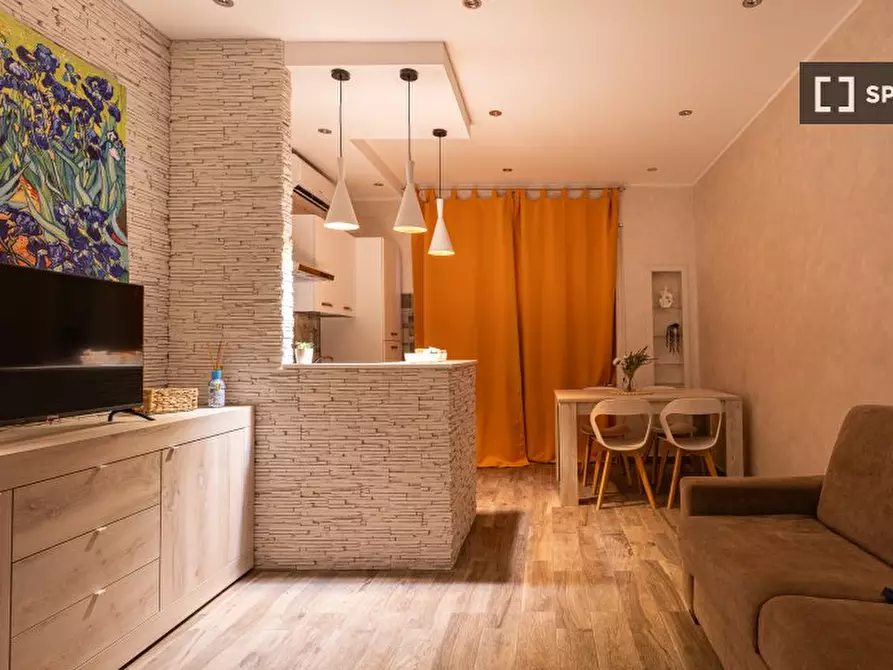 Immagine 1 di Ufficio in affitto  in Via delle Baleniere a Roma