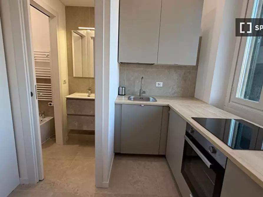 Immagine 15 di Ufficio in affitto  in Via Treviglio a Milano