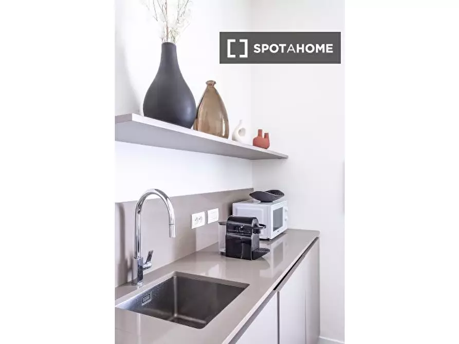 Immagine 2 di Appartamento in affitto  in Via Luigi Galvani a Milano