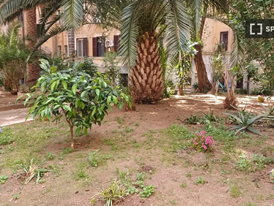 Immagine 15 di Appartamento in affitto  in Via Ettore Rolli a Roma