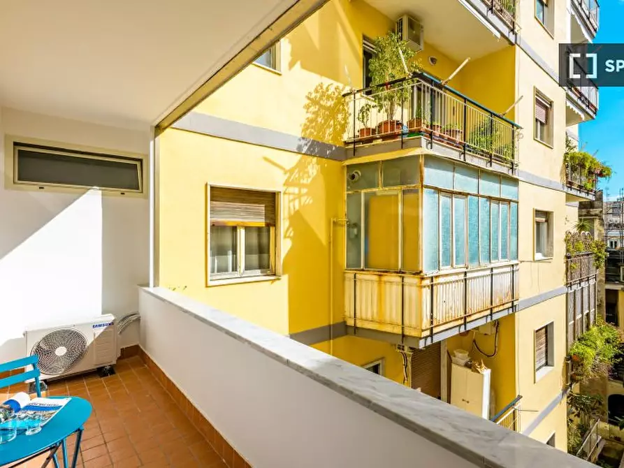 Immagine 3 di Appartamento in affitto  in Via Nardones a Napoli