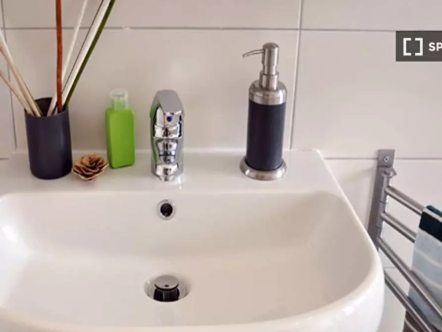 Immagine 11 di Camera condivisa in affitto  in Via Gaeta Milan a Milano