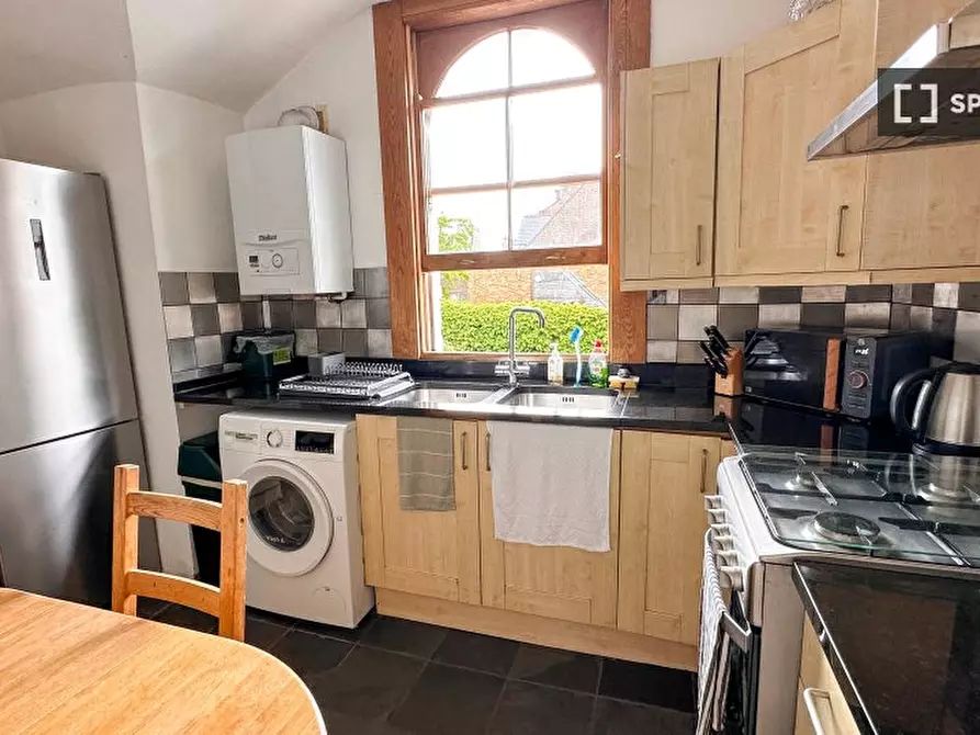 Immagine 7 di Appartamento in affitto  in Willoughby Rd, Hampstead, London NW3 1RU, UK a Camden Town