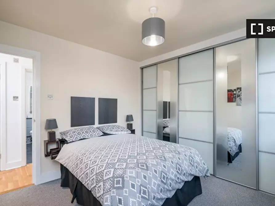 Immagine 9 di Appartamento in affitto  in Lion Court a Camberwell