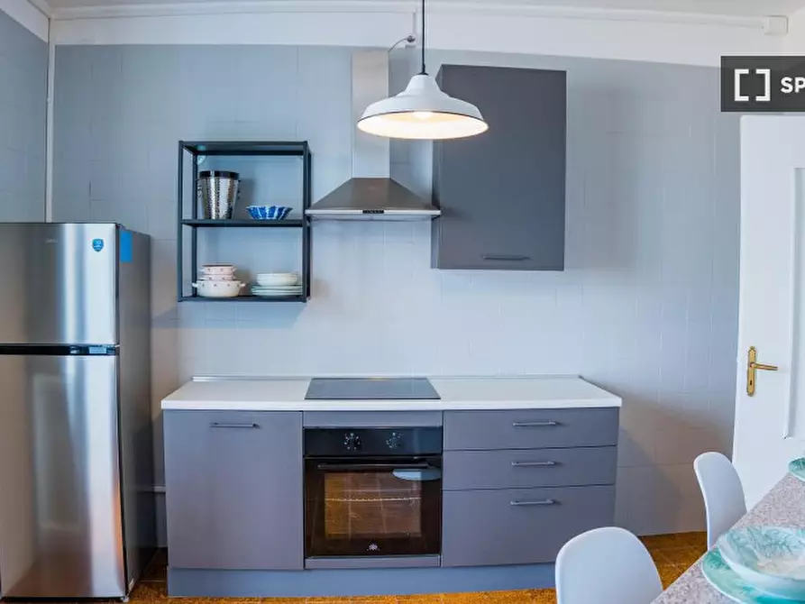 Immagine 5 di Camera condivisa in affitto  in Goldoni a Cagliari