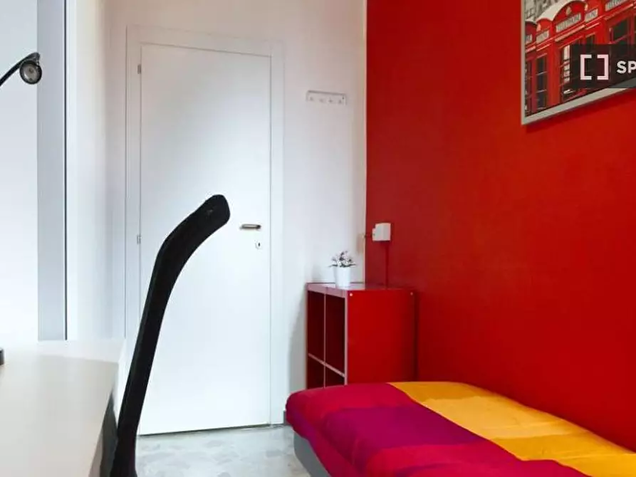 Immagine 3 di Camera condivisa in affitto  in Via Salvatore Barzilai a Milano