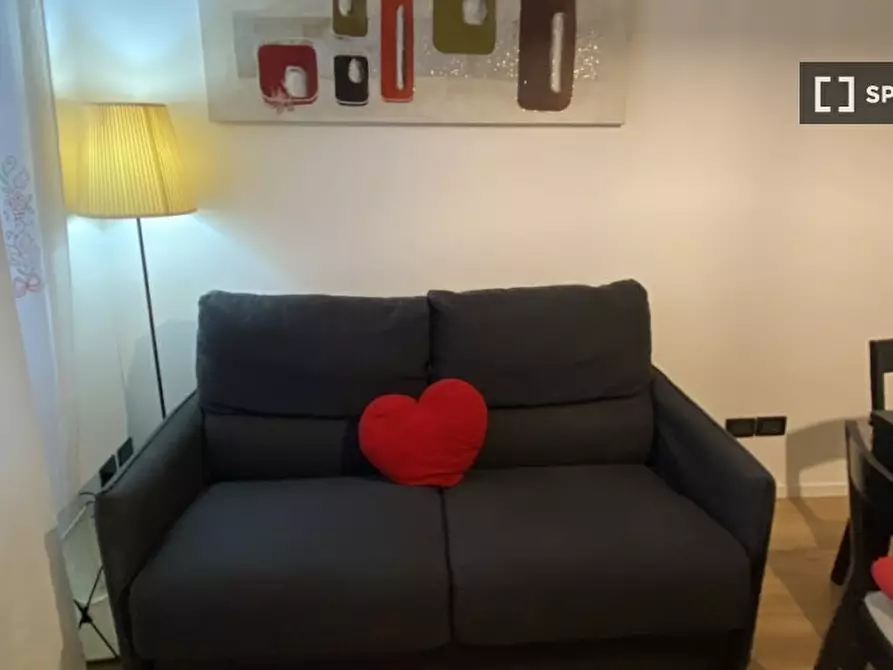 Immagine 14 di Appartamento in affitto  in Via Altaguardia a Milano