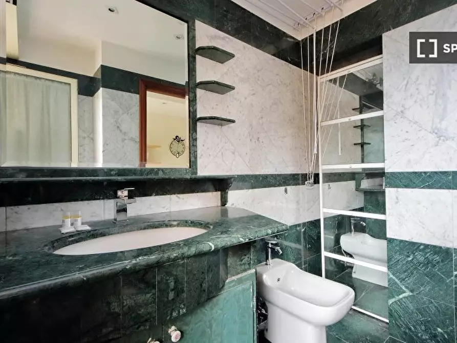 Immagine 2 di Appartamento in affitto  in Via Laurentina a Roma