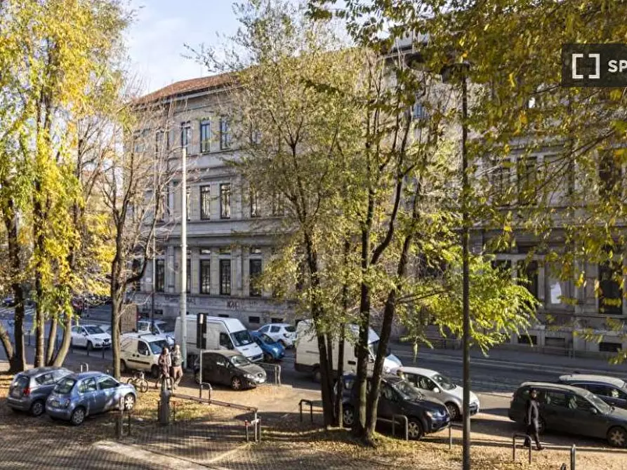 Immagine 4 di Camera condivisa in affitto  in Via Andrea Costa a Milano