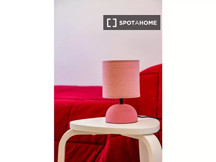 Immagine 18 di Appartamento in affitto  in Vico Lungo San Raffaele a Napoli