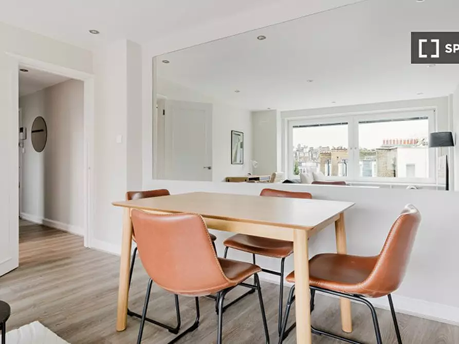 Immagine 4 di Appartamento in affitto  in Kensington Church St a Kensington