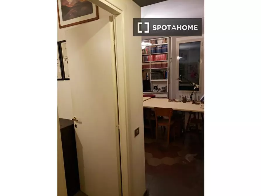 Immagine 8 di Appartamento in affitto  in Via Garibaldi a Roma