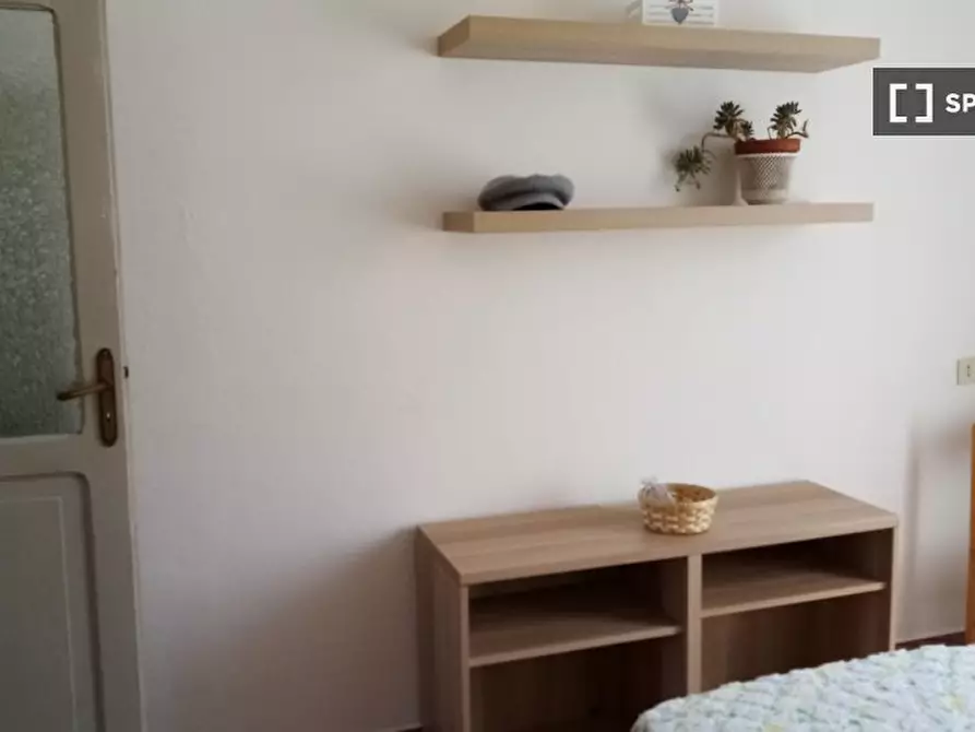 Immagine 17 di Appartamento in affitto  in Via Alfonso Torreggiani a Bologna