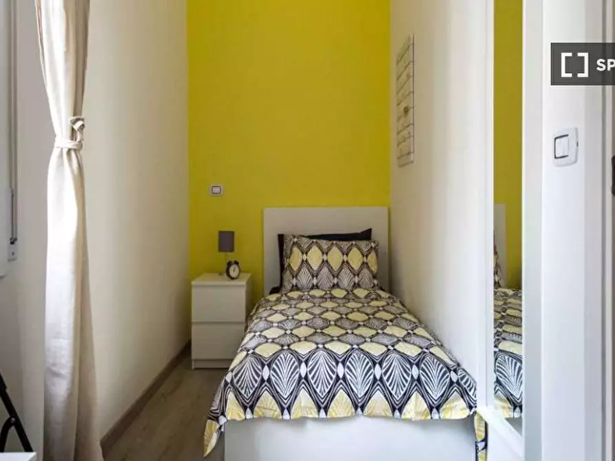 Immagine 3 di Camera condivisa in affitto  in Via del Borgo di San Pietro a Bologna