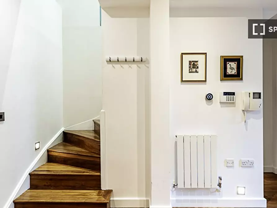 Immagine 18 di Appartamento in affitto  in Inver Court a Paddington