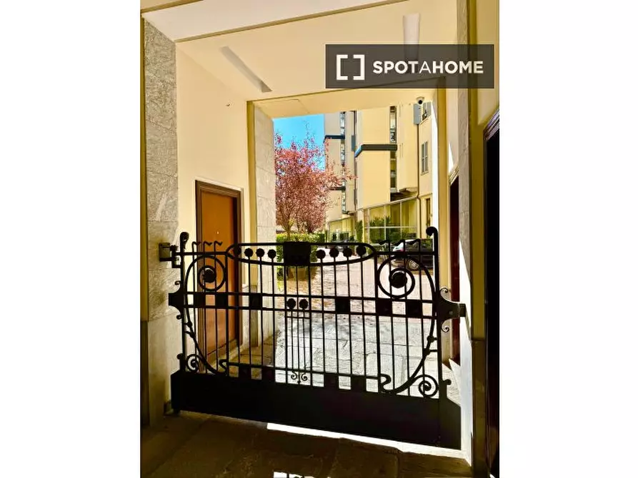 Immagine 14 di Appartamento in affitto  in Corso Ventidue Marzo a Milano