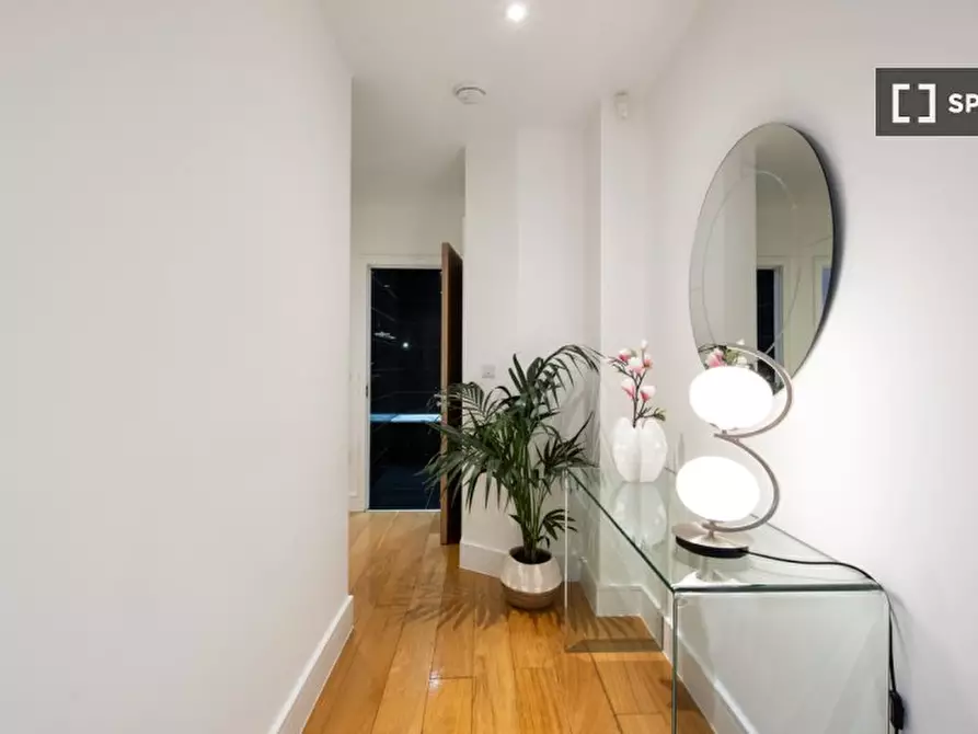 Immagine 7 di Appartamento in affitto  in St John's Hl a Wandsworth