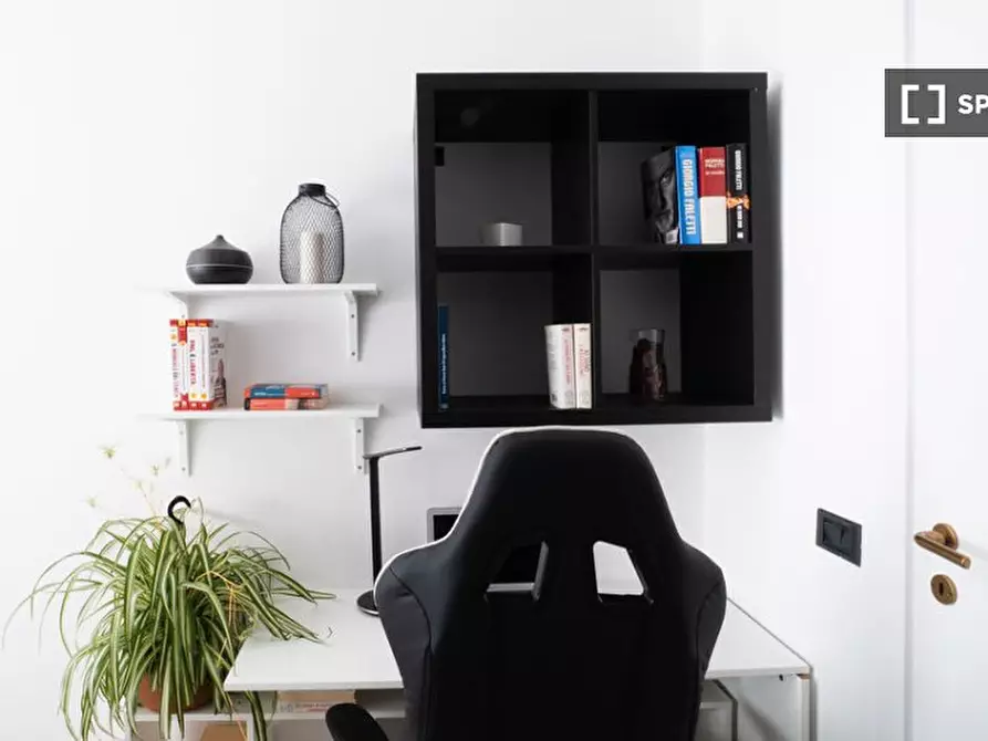 Immagine 13 di Camera condivisa in affitto  in Viale Papiniano a Milano