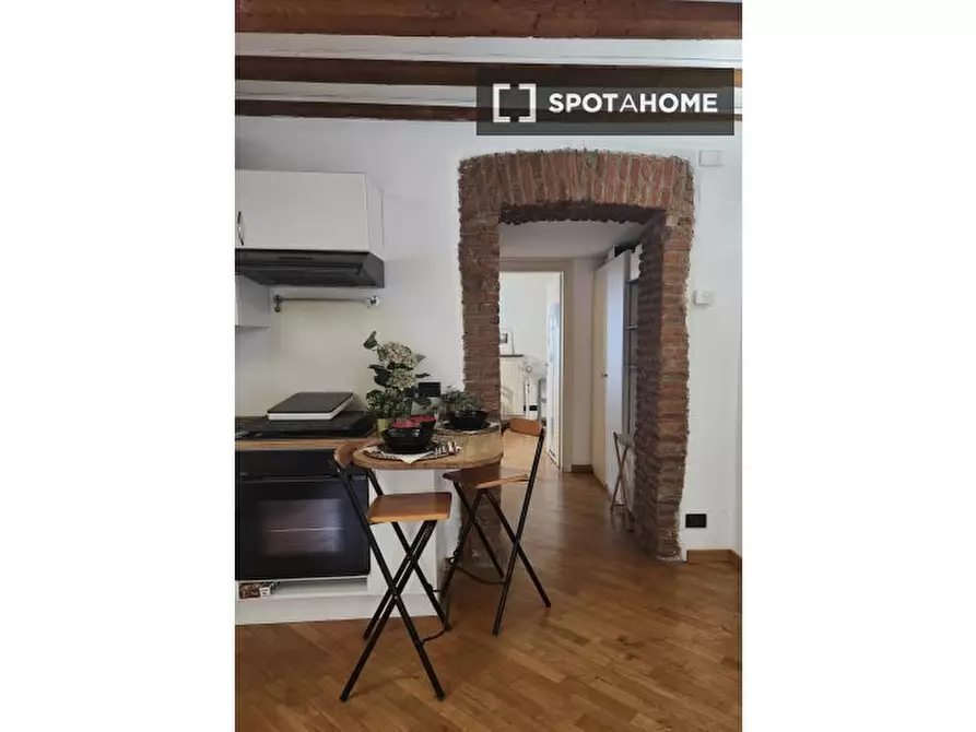 Immagine 11 di Appartamento in affitto  in Via Vigevano a Milano