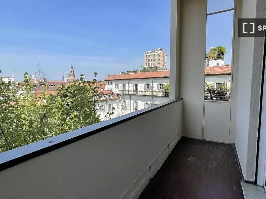 Immagine 17 di Appartamento in affitto  in Via Broletto a Milano