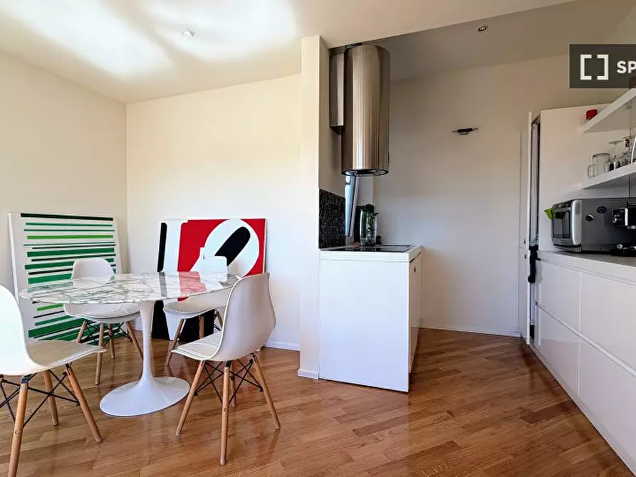 Immagine 15 di Appartamento in affitto  in Via Benedetto Croce a Roma