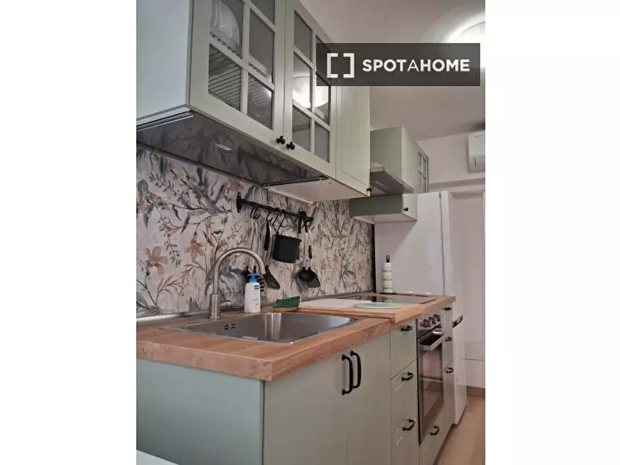 Immagine 8 di Appartamento in affitto  in Via Tazio Nuvolari a Roma