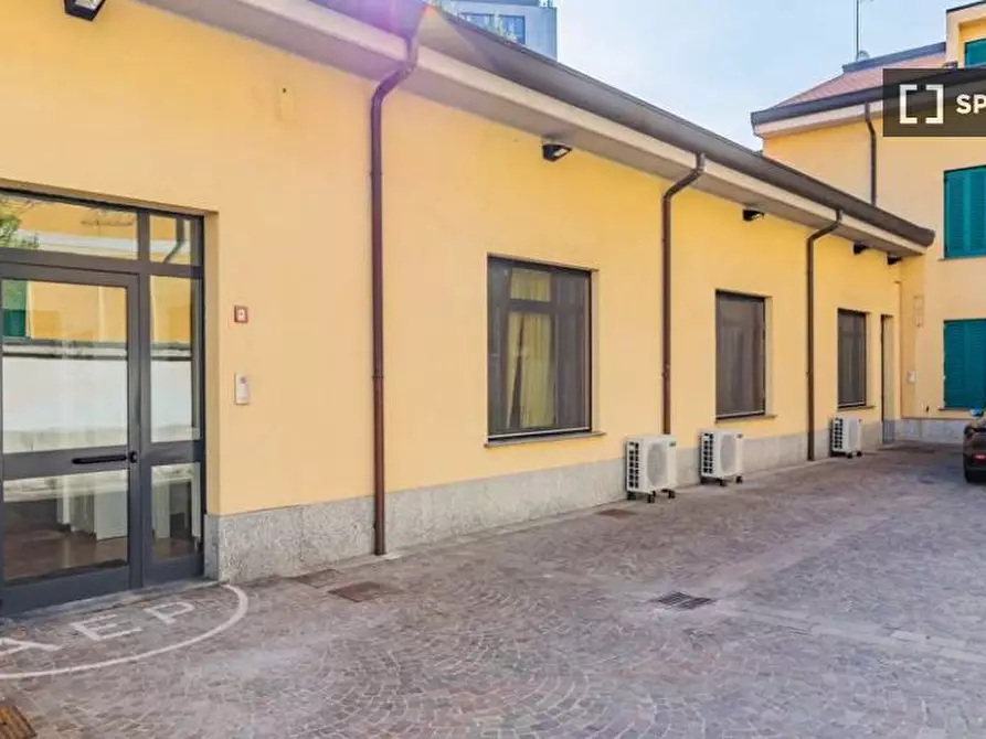 Immagine 18 di Camera condivisa in affitto  in Via dei Fontanili a Milano