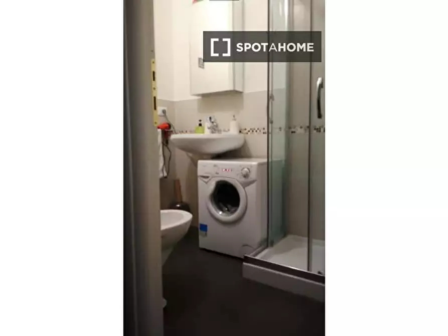 Immagine 10 di Appartamento in affitto  in Viale Francesco Redi a Firenze