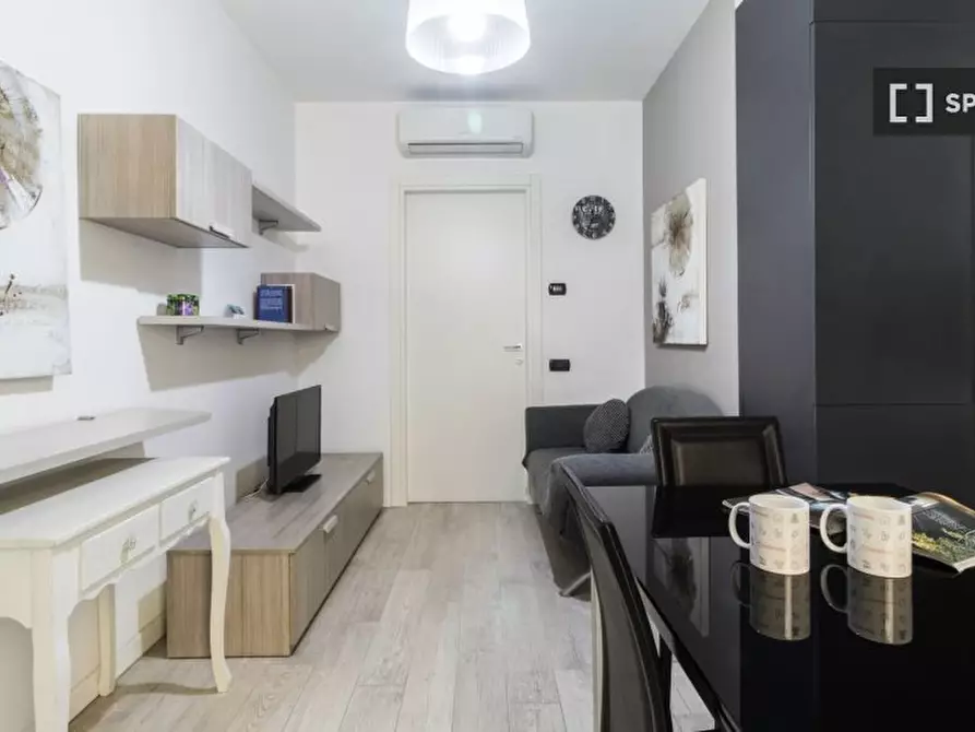 Immagine 2 di Appartamento in affitto  in Via Marcantonio dal Re a Milano