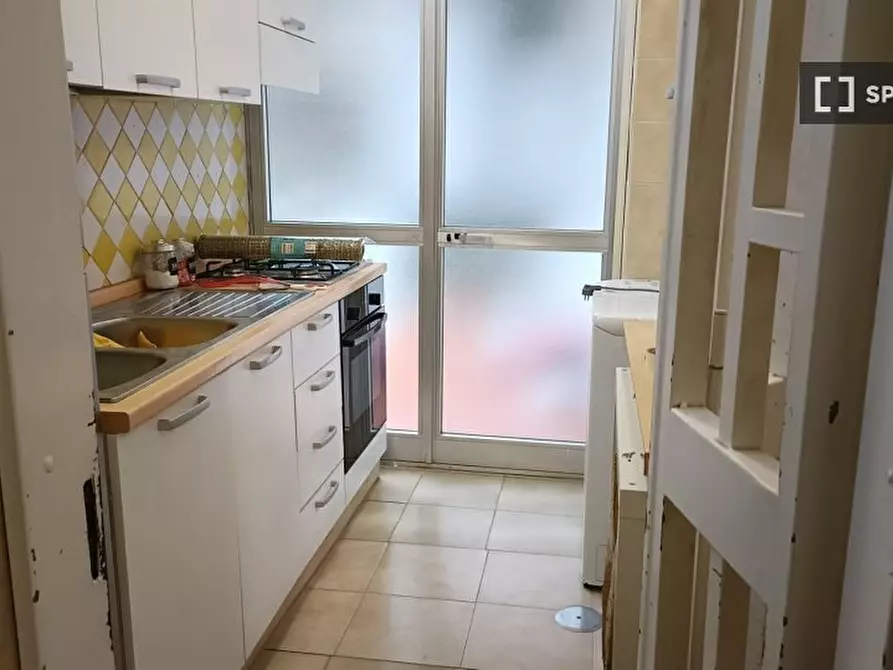 Immagine 6 di Camera condivisa in affitto  in Viale Colli Aminei a Napoli