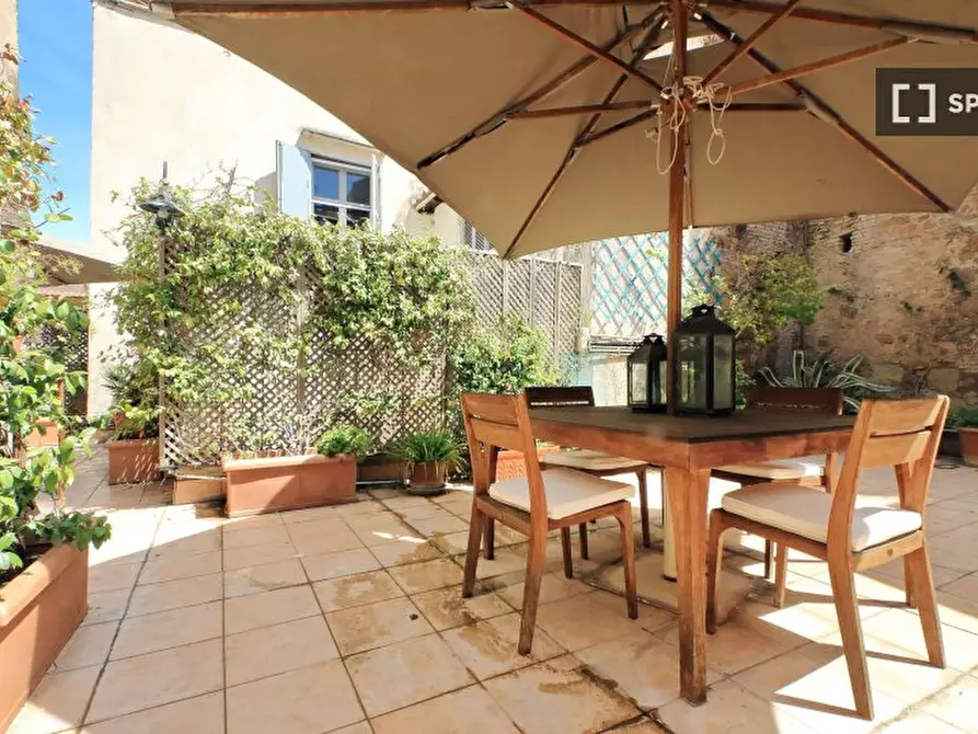 Immagine 2 di Appartamento in affitto  in Via del Portico d'Ottavia a Roma