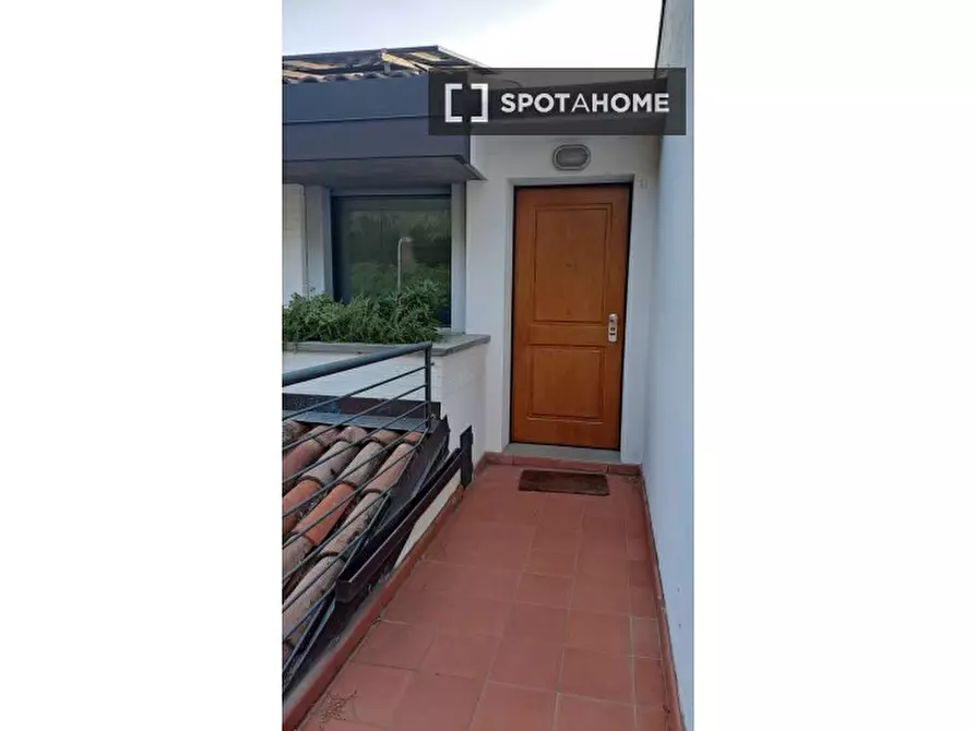 Immagine 11 di Appartamento in affitto  in Via Francesco Orsoni a Bologna