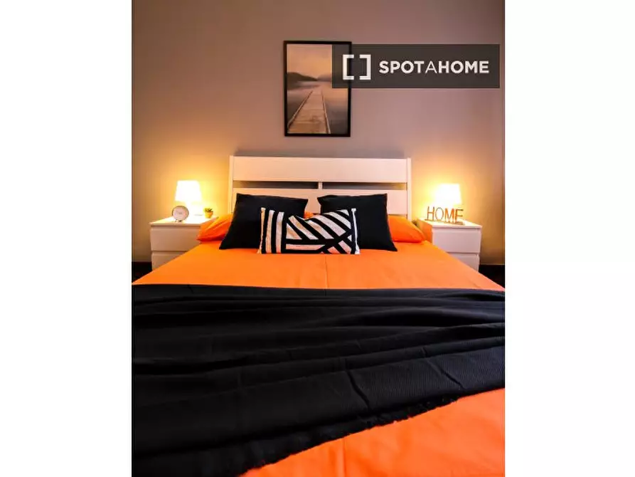 Immagine 5 di Camera condivisa in affitto  in Laura Bassi Veratti a Bologna