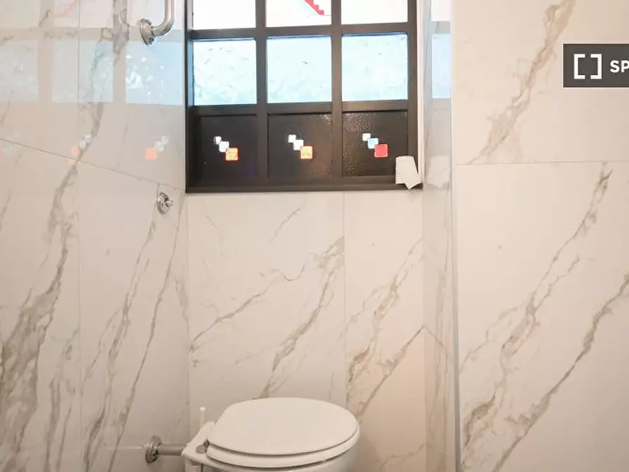 Immagine 12 di Appartamento in affitto  in Via Cesena a Roma