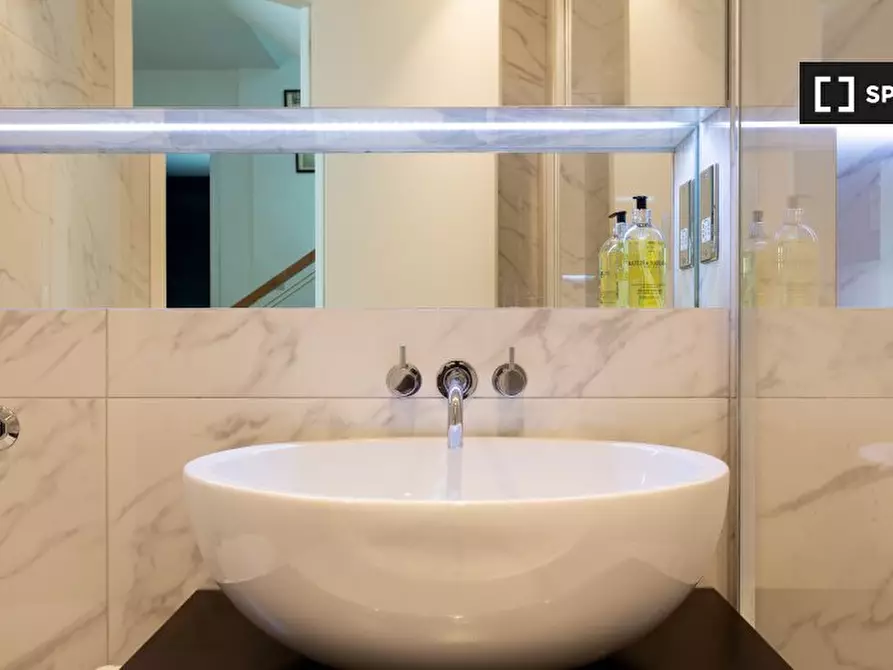Immagine 16 di Appartamento in affitto  in Pembroke Mews a Kensington