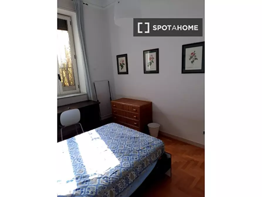 Immagine 7 di Camera condivisa in affitto  in Via Agri a Roma