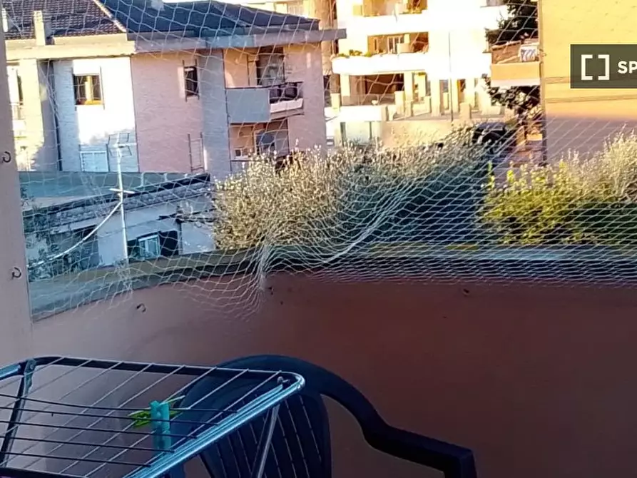 Immagine 8 di Camera condivisa in affitto  in Via Cassia a Roma