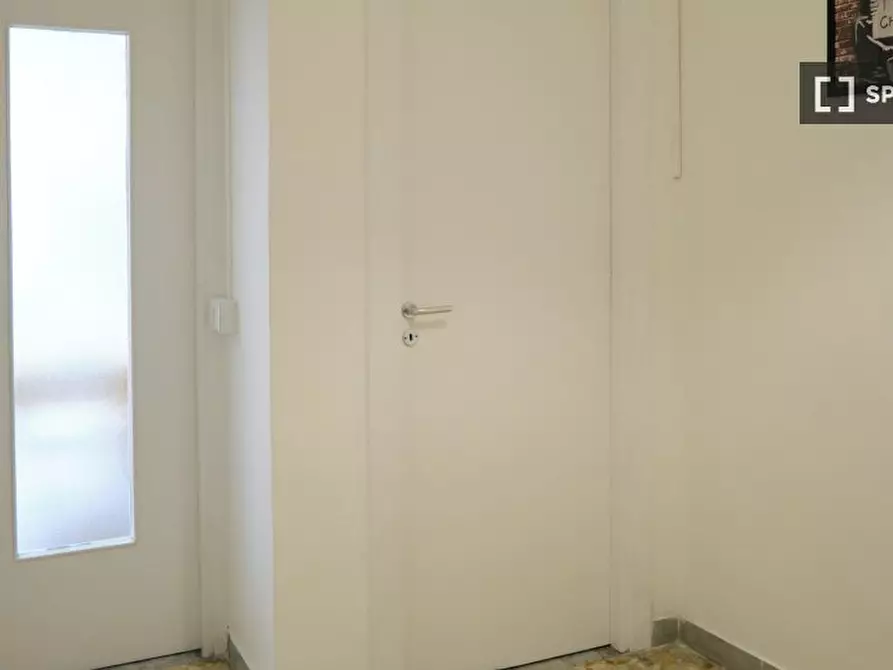 Immagine 13 di Camera condivisa in affitto  in Via Terracina n. fab. A - sc. H int. 27 a Napoli