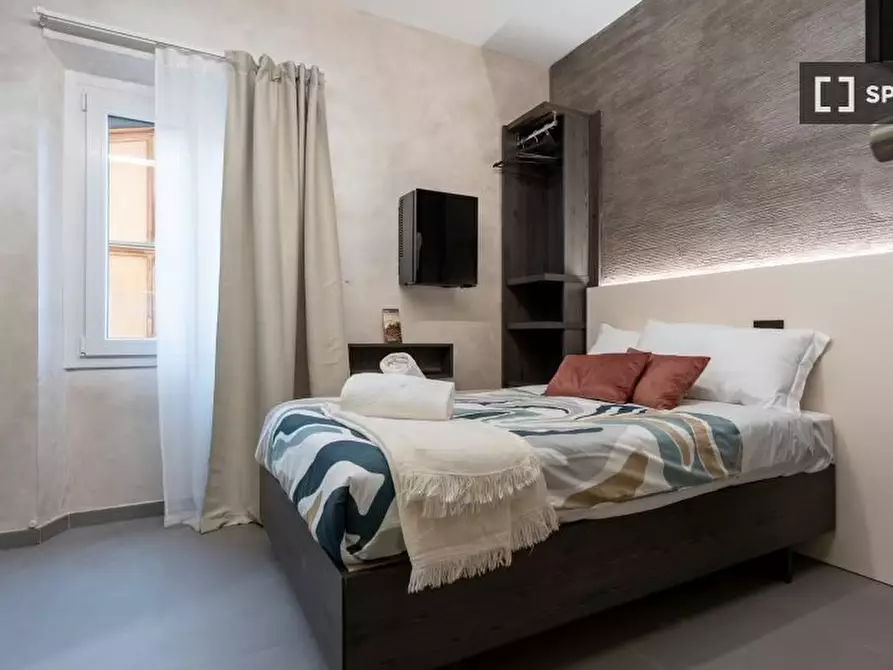 Immagine 1 di Camera condivisa in affitto  in Via Faenza a Firenze